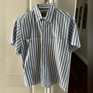Men’s Medium Button Down Blue & White Striped Button Down Short Sleeve Shirt